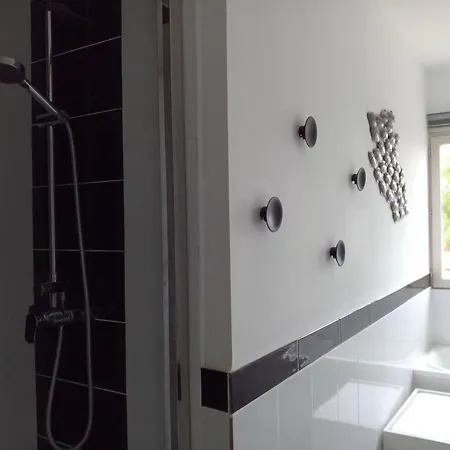 Chalet Chalet De 3 Avec Terrasse Et Wifi A A 1 Km De La Plage *